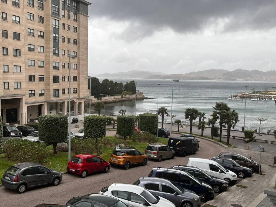 Piso En Bouzas Con Vistas A La Ria Apartment Vigo Exterior photo
